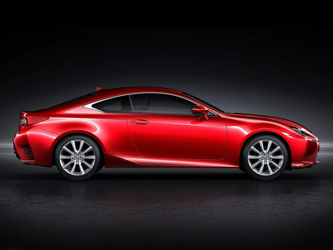 Lexus RC (2015) – boční profil