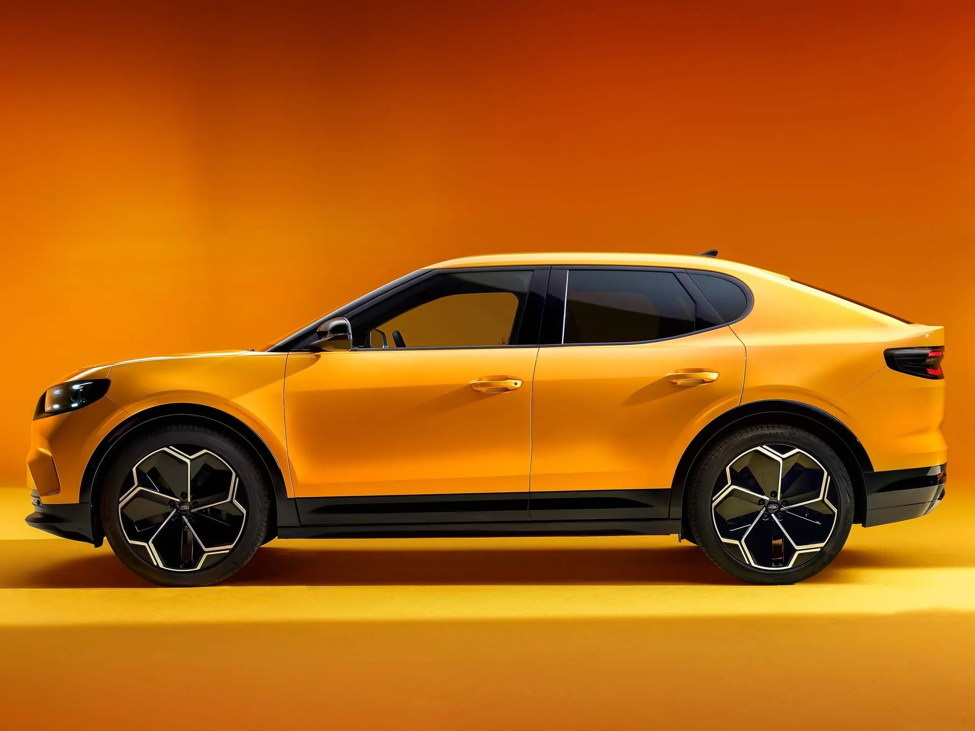Ford Capri (2025) – boční profil