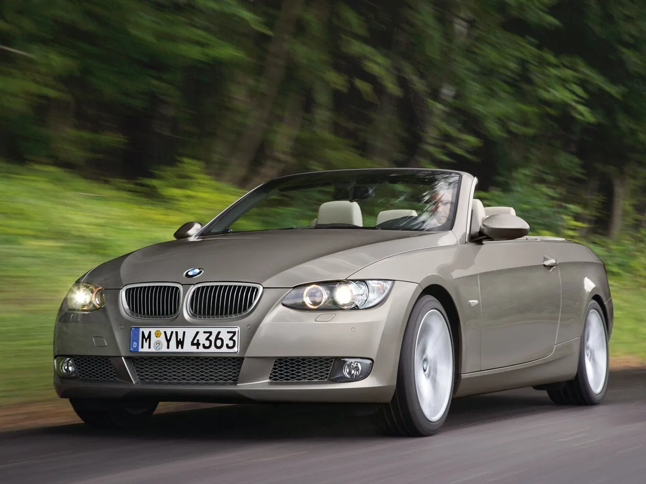 BMW 335i Convertible (2007)