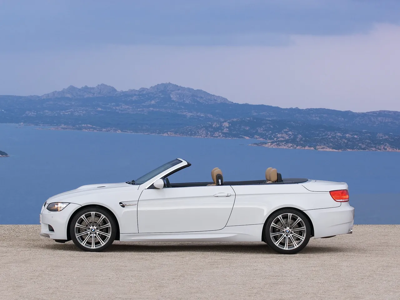 BMW M3 Convertible (2009) – boční profil