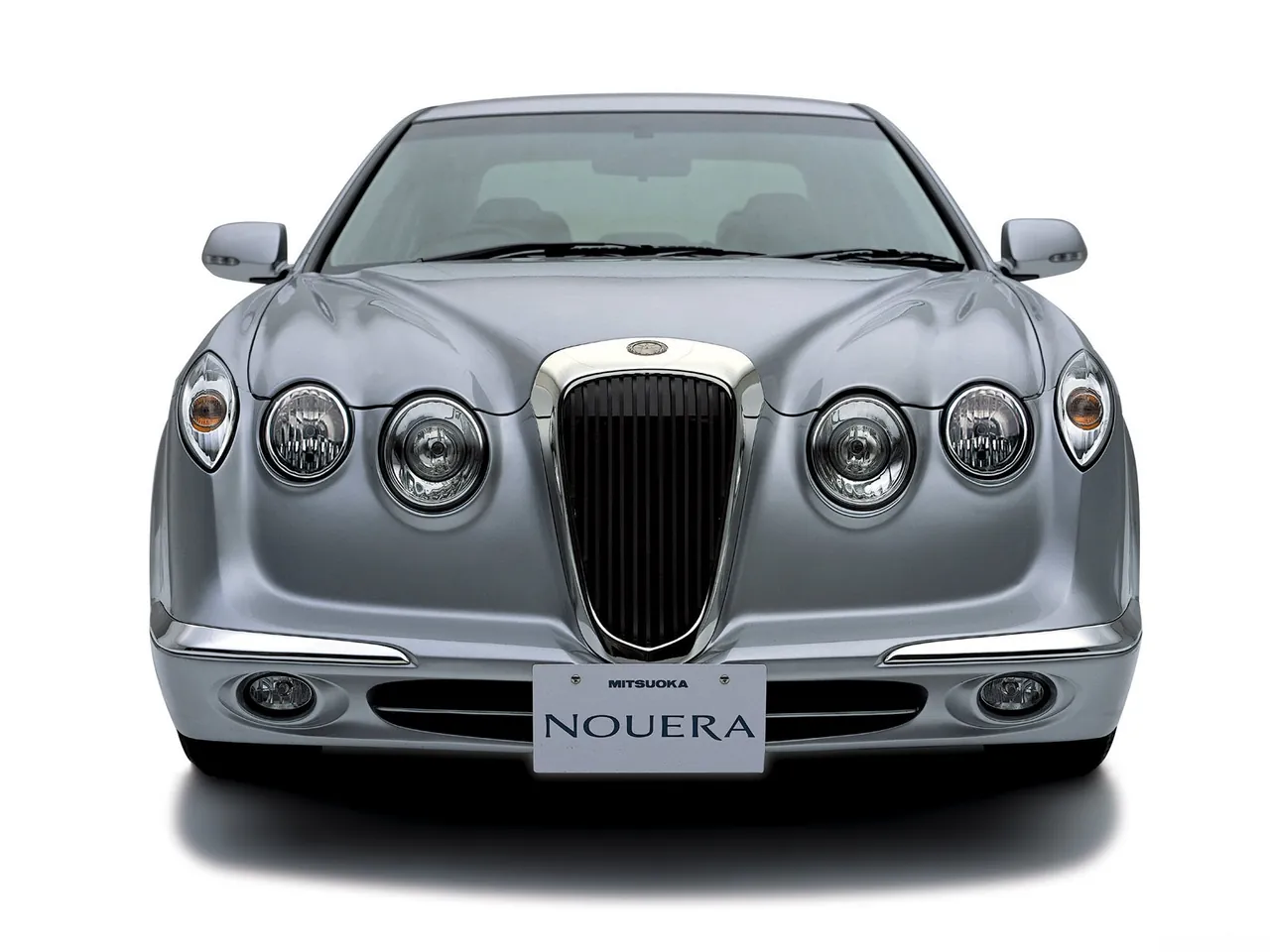 Mitsuoka Nouera (2004) – zepředu