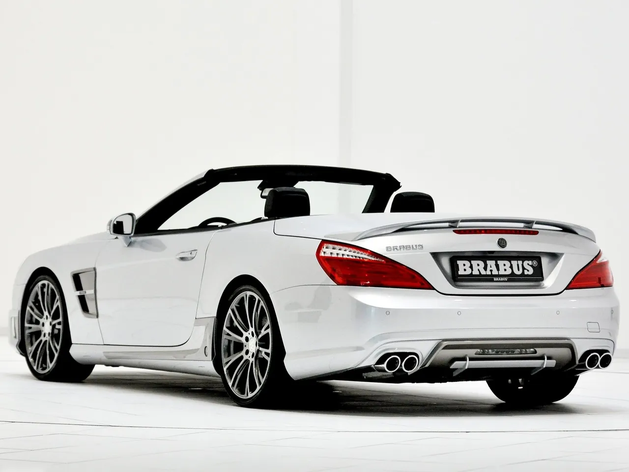 Brabus Mercedes-Benz SL-Class (2012) – zadní tříčtvrteční pohled