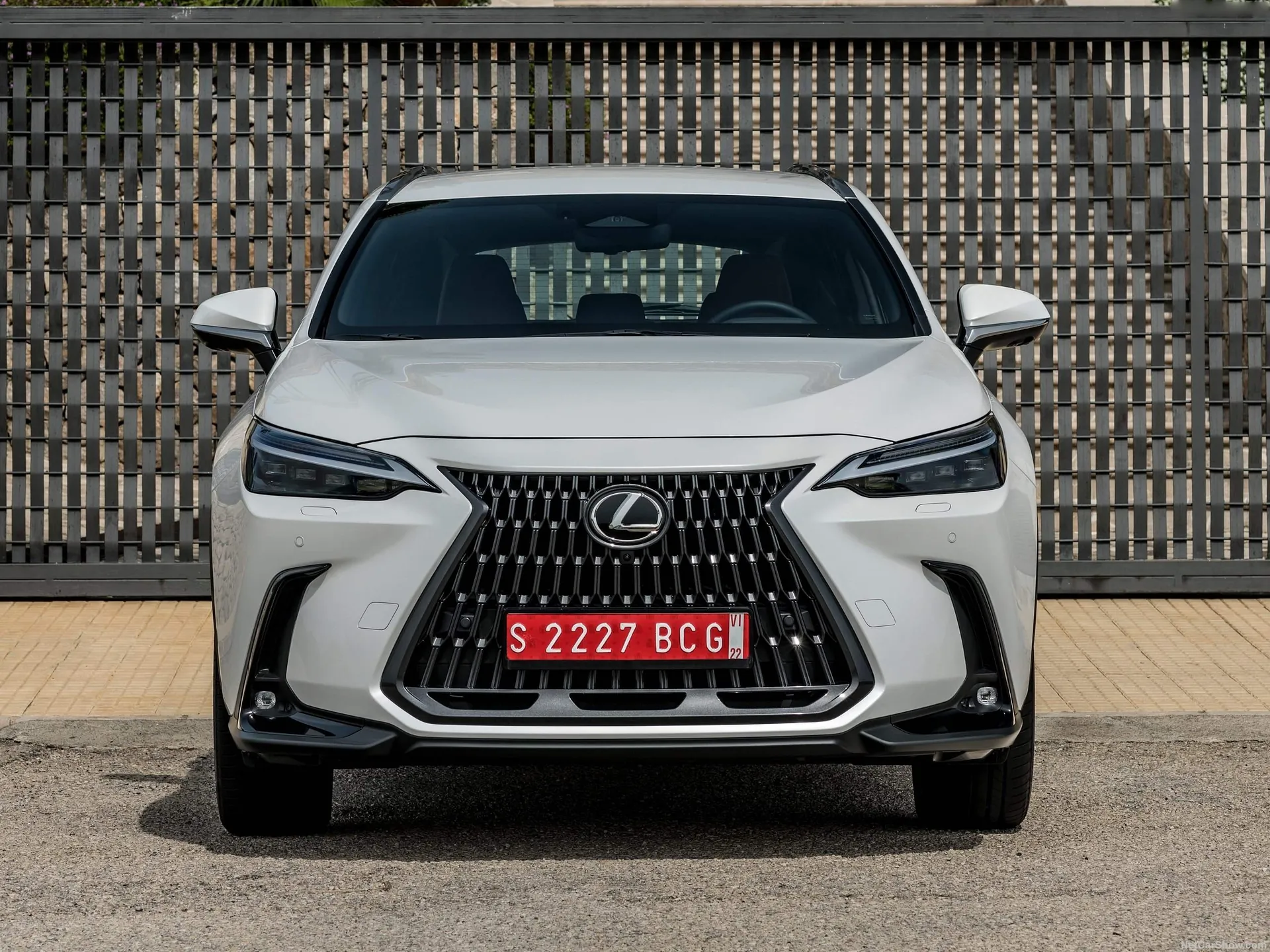 Lexus NX [EU] (2022) – zepředu