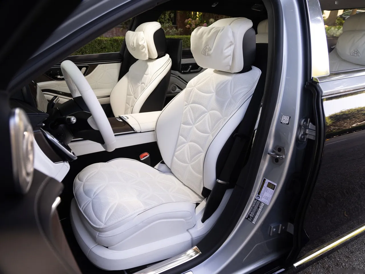 Mercedes-Benz S680 Maybach [US] (2027)