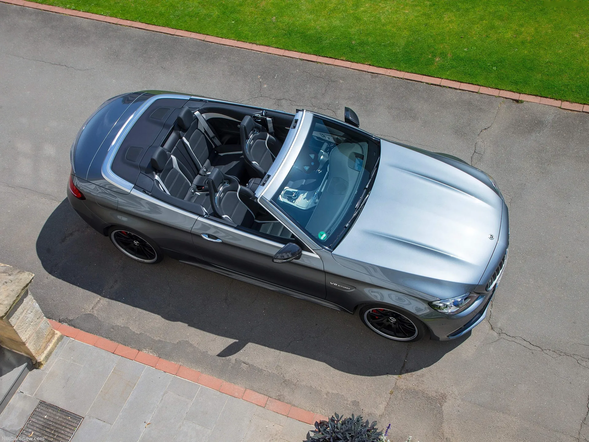 Mercedes-Benz C63 S AMG Cabriolet (2019) - Top view