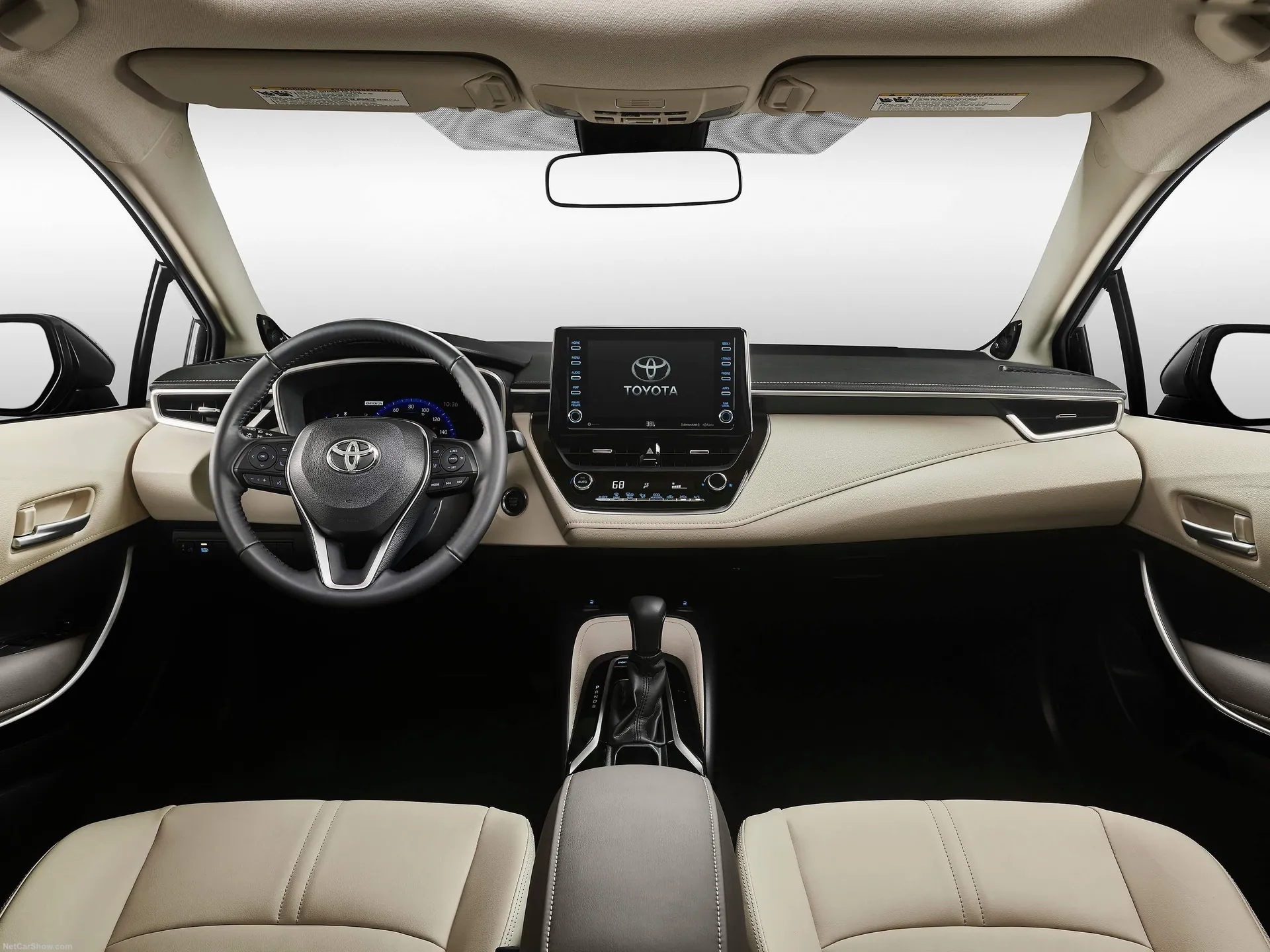 Toyota Corolla Sedan (2020) – interiér