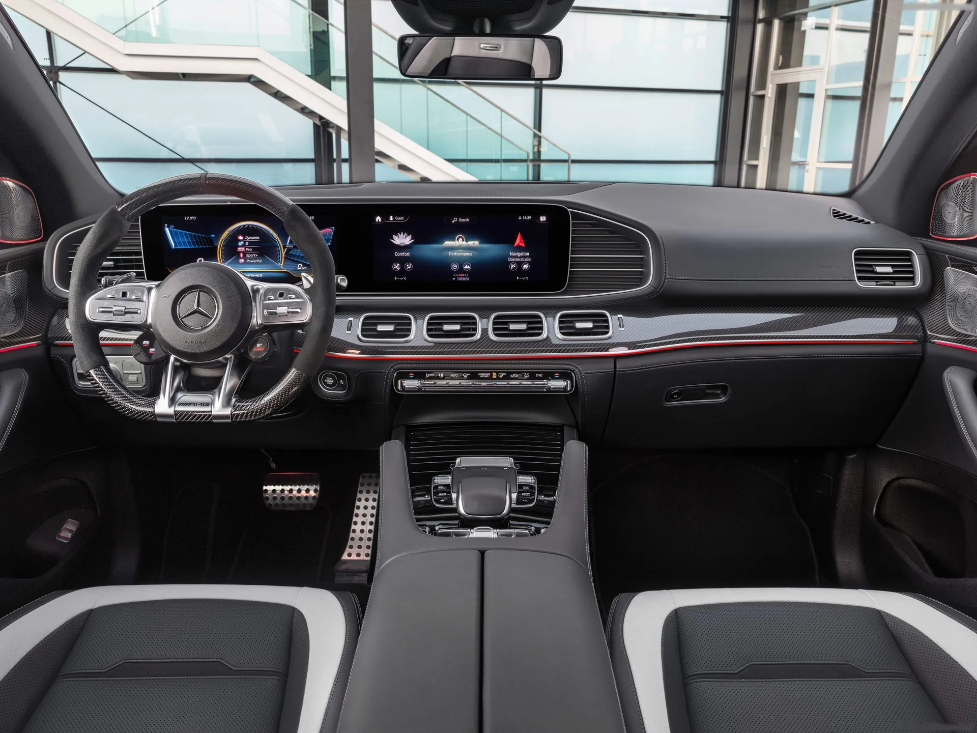Mercedes-Benz GLE63 S AMG Coupe (2021) - Interior