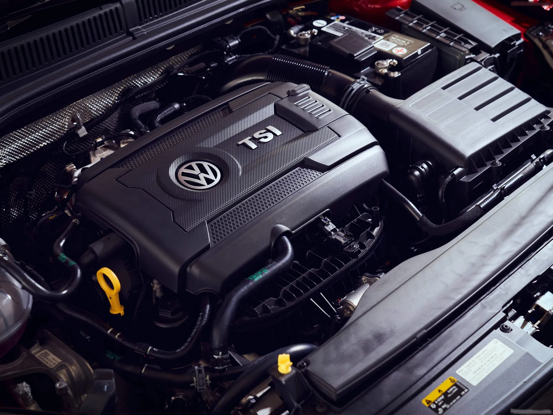 Volkswagen Jetta GLI (2022) - Engine Bay