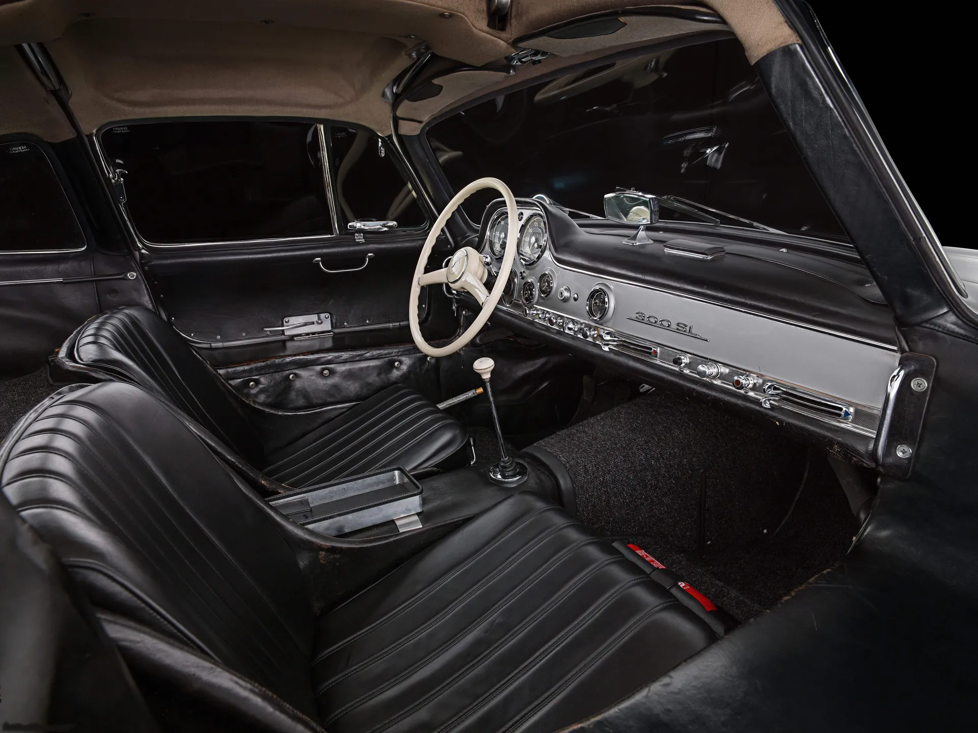 Mercedes-Benz 300 SL Gullwing (1954) - Interior