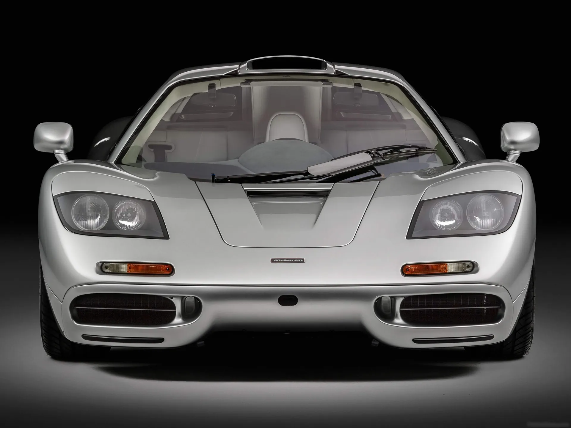 McLaren F1 (1993) – zepředu