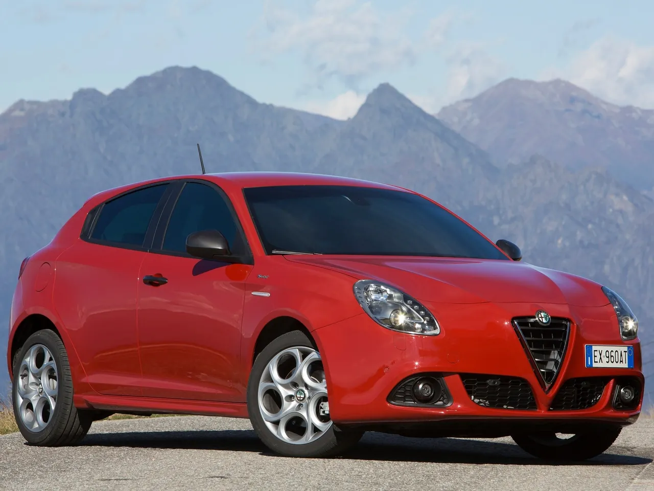 Alfa Romeo Giulietta Sprint (2015)