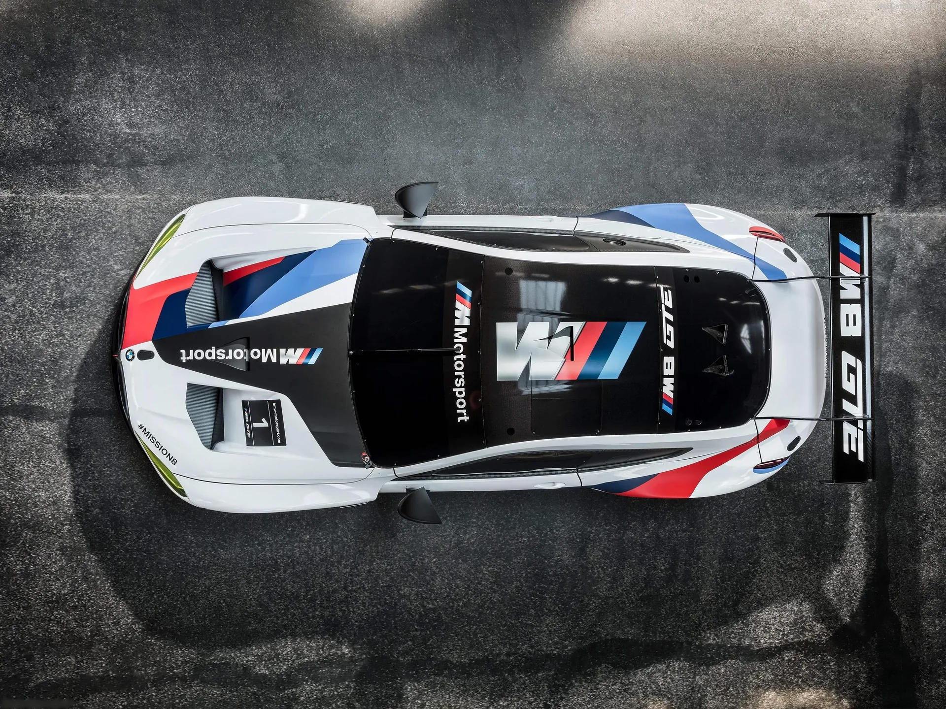 BMW M8 GTE Racecar (2018) – pohled shora