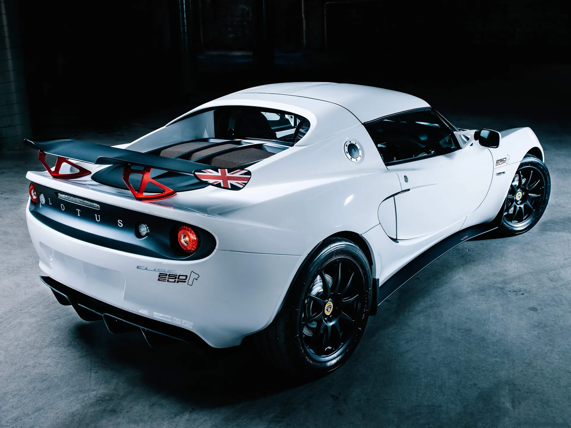 Lotus Elise Cup 250 Bathurst Edition (2020) – zadní tříčtvrteční pohled