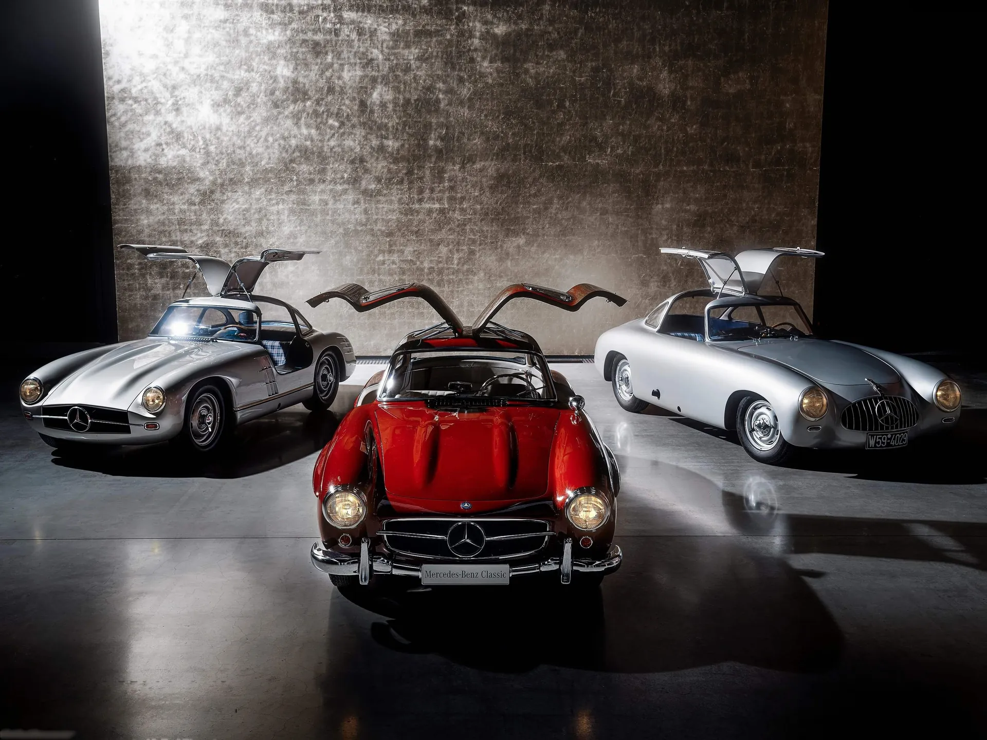 Mercedes-Benz 300 SL Gullwing (1954) - Group Shot