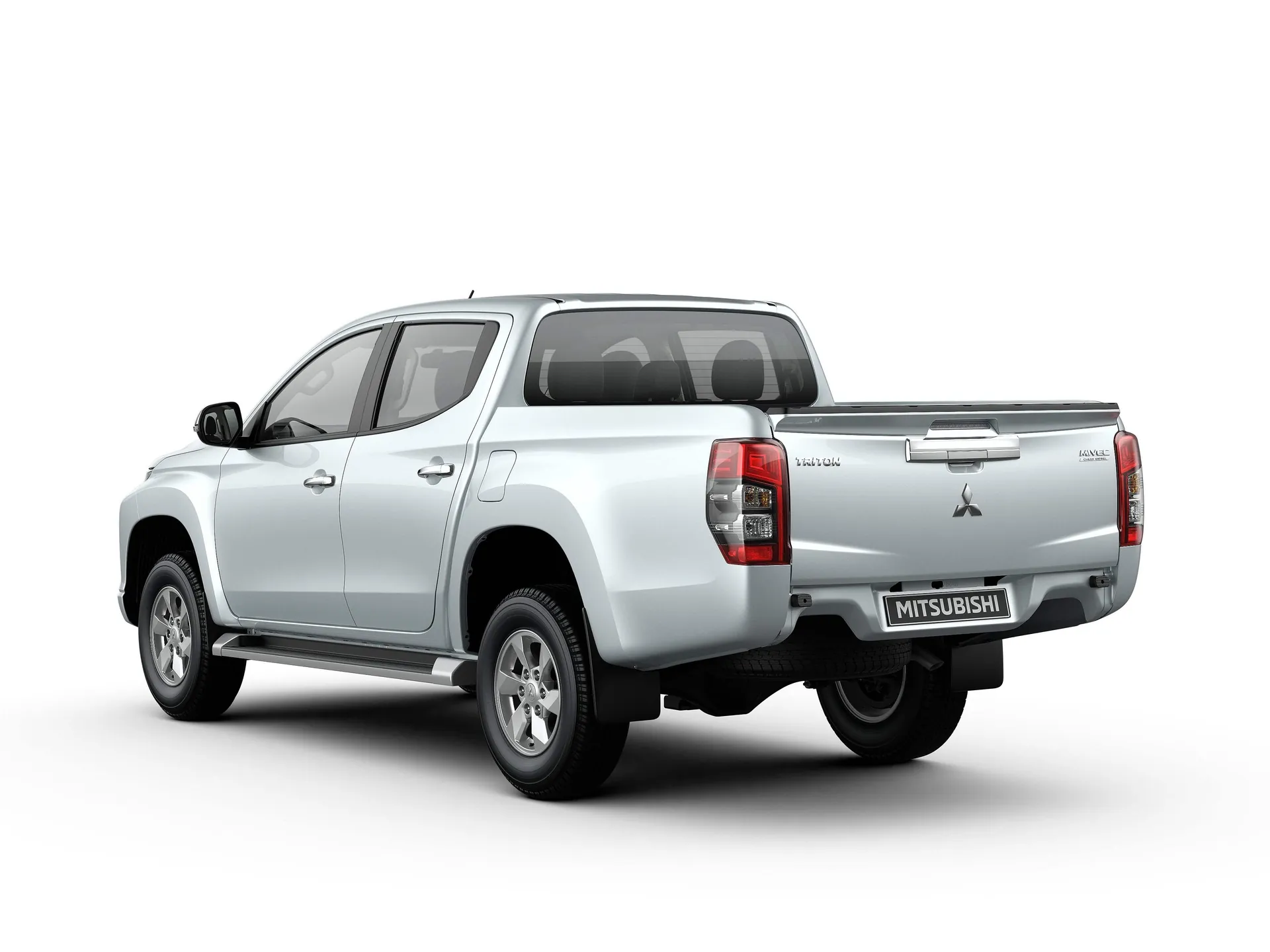 Mitsubishi L200 (2020) – zadní tříčtvrteční pohled