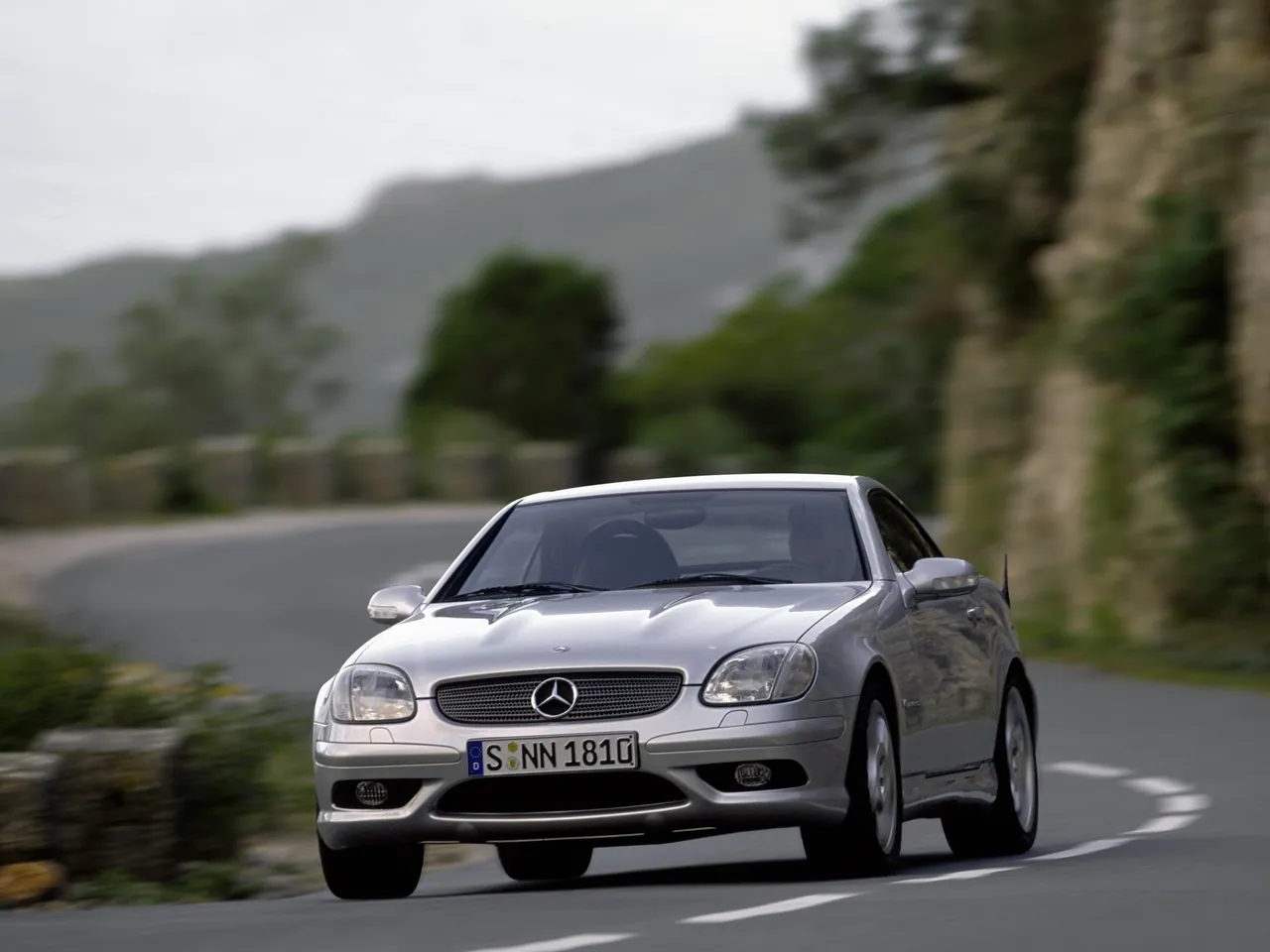 Mercedes-Benz SLK32 AMG (2002)
