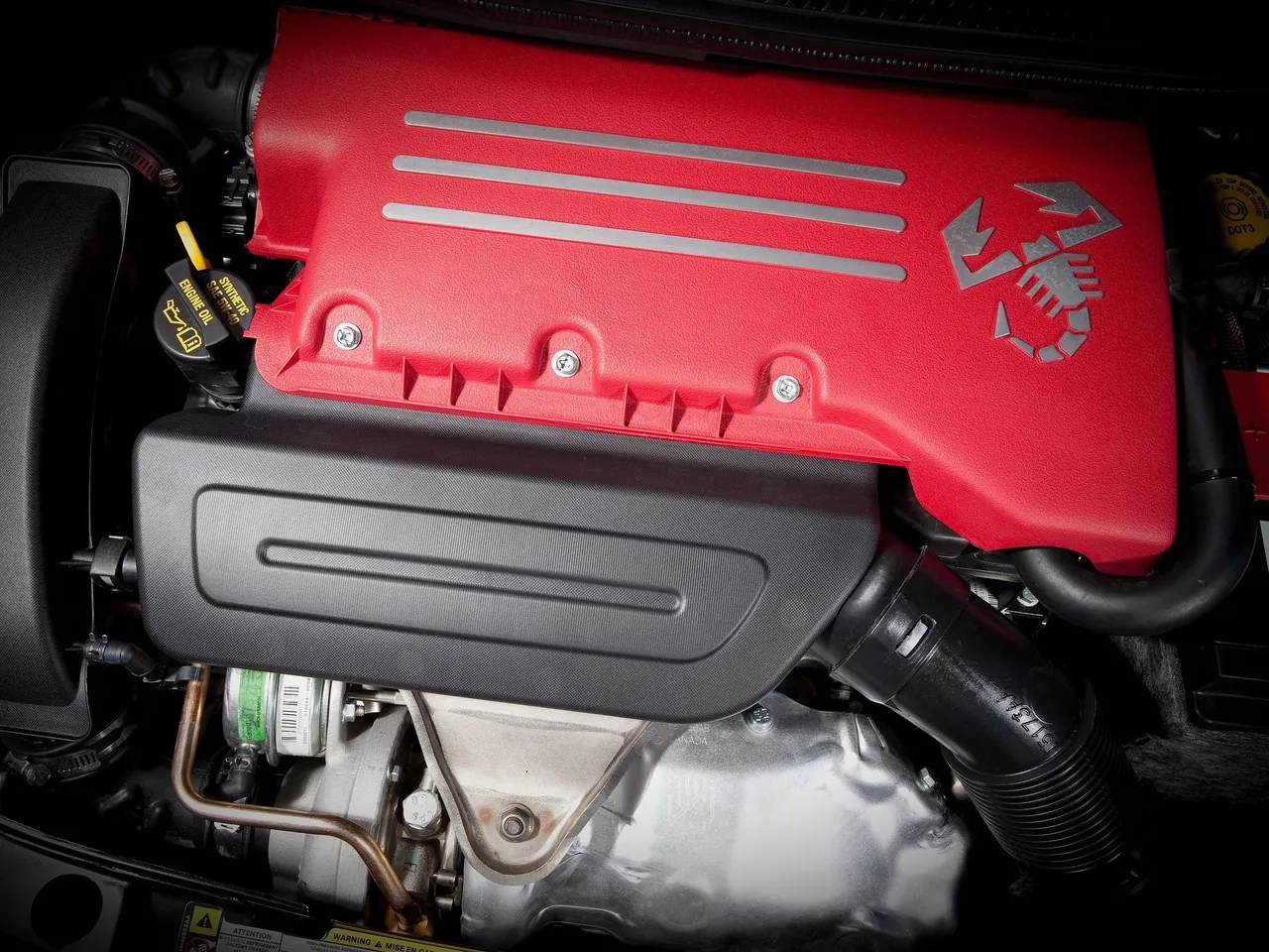 Fiat 500 Abarth (2012) - Engine Bay