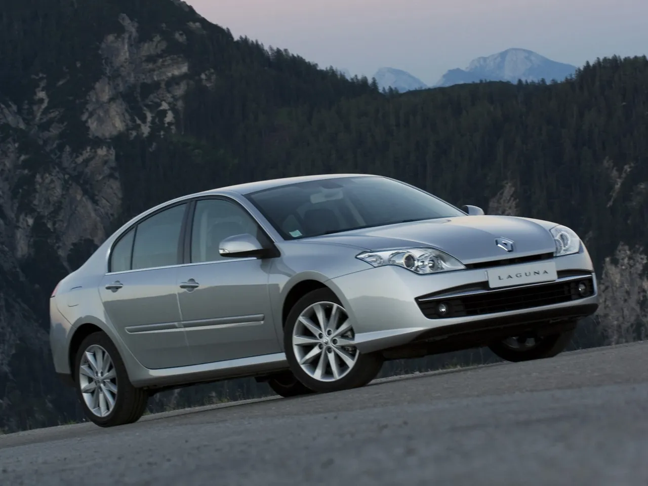 Renault Laguna (2008)