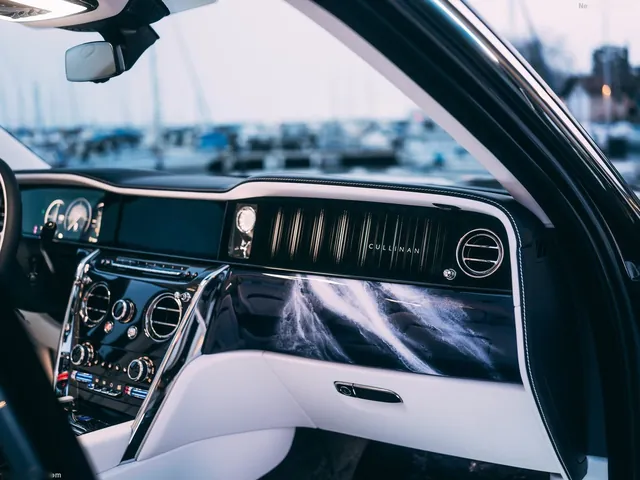 Rolls-Royce Cullinan Yachting (2026)