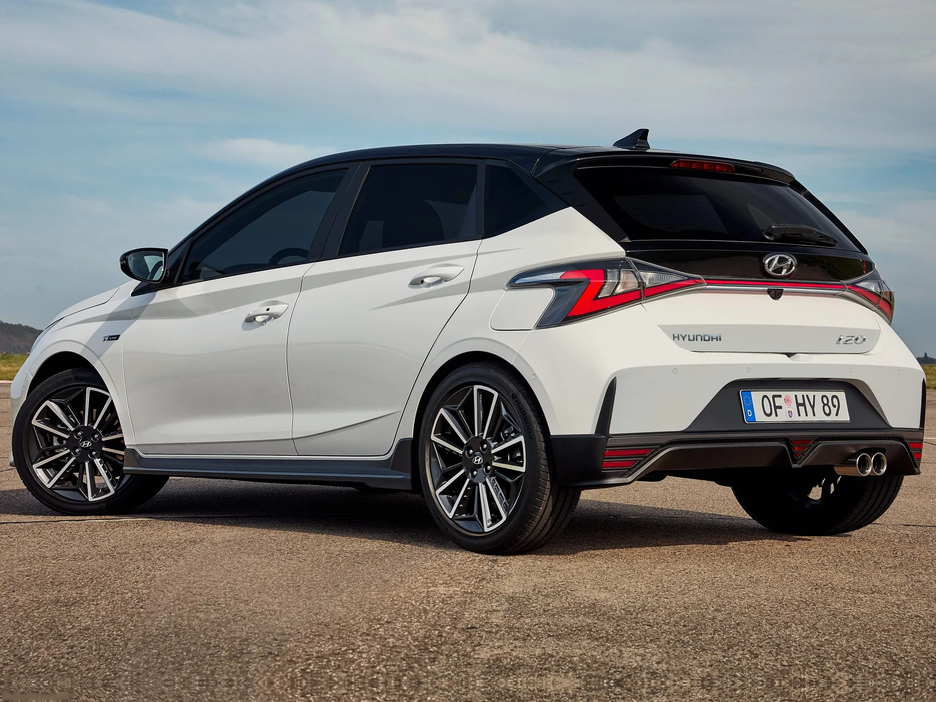 Hyundai i20 N Line (2021) – zadní tříčtvrteční pohled