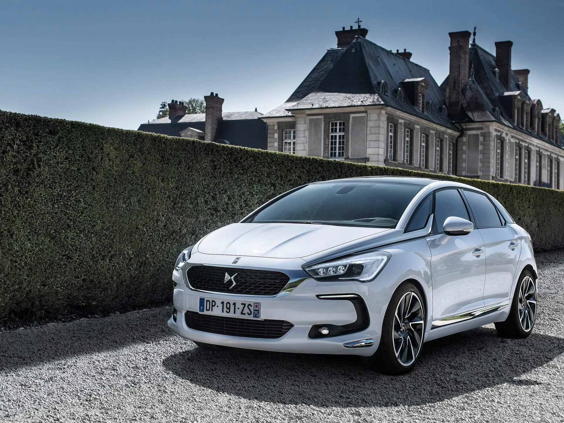 DS 5 (2016)