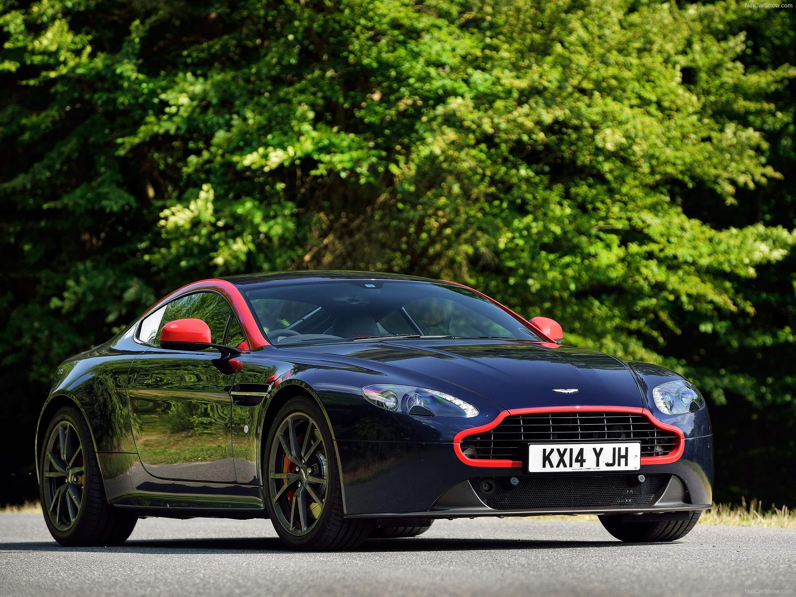 Aston Martin V8 Vantage N430 (2015)