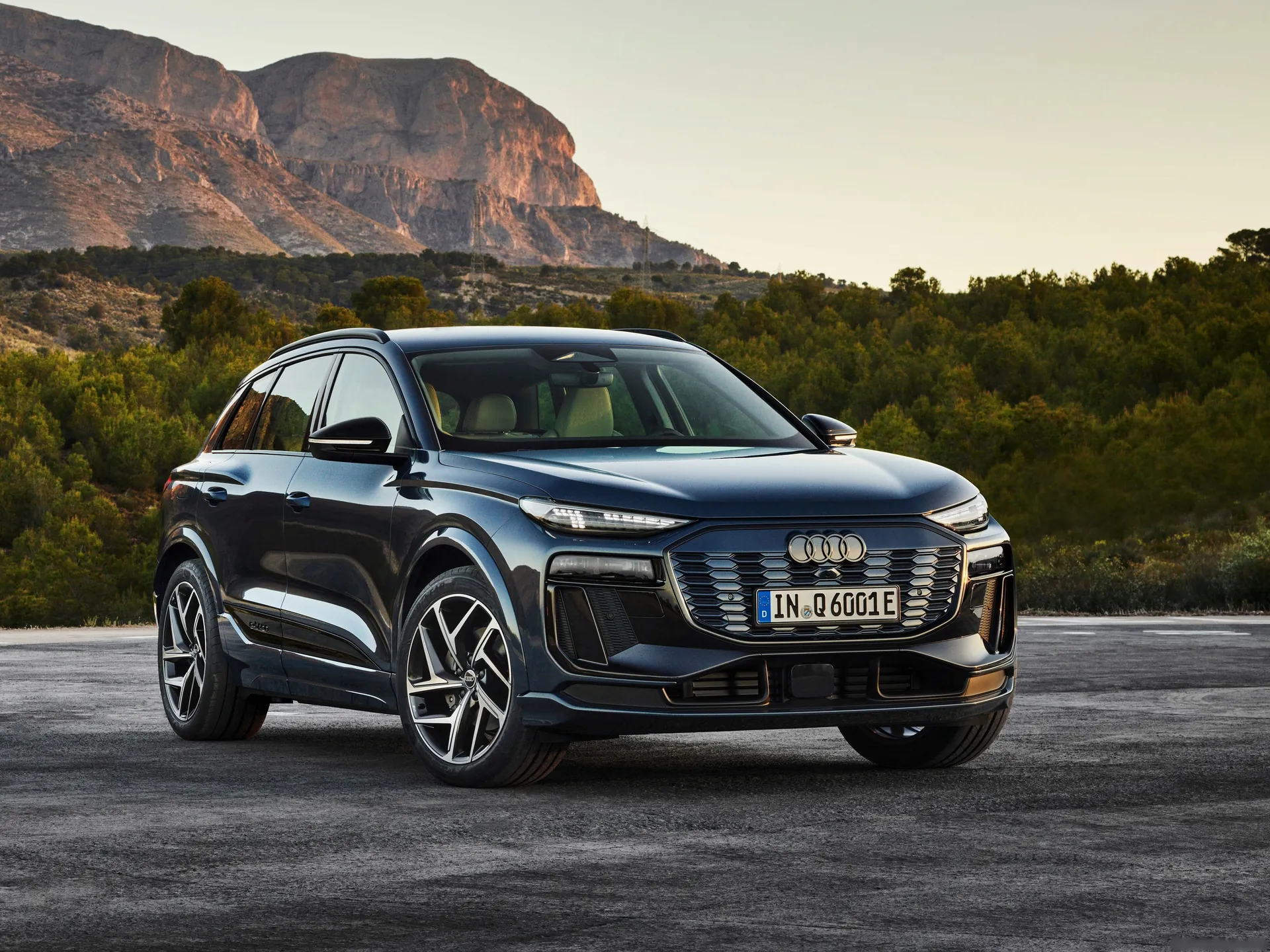 Audi Q6 e-tron quattro (2025)