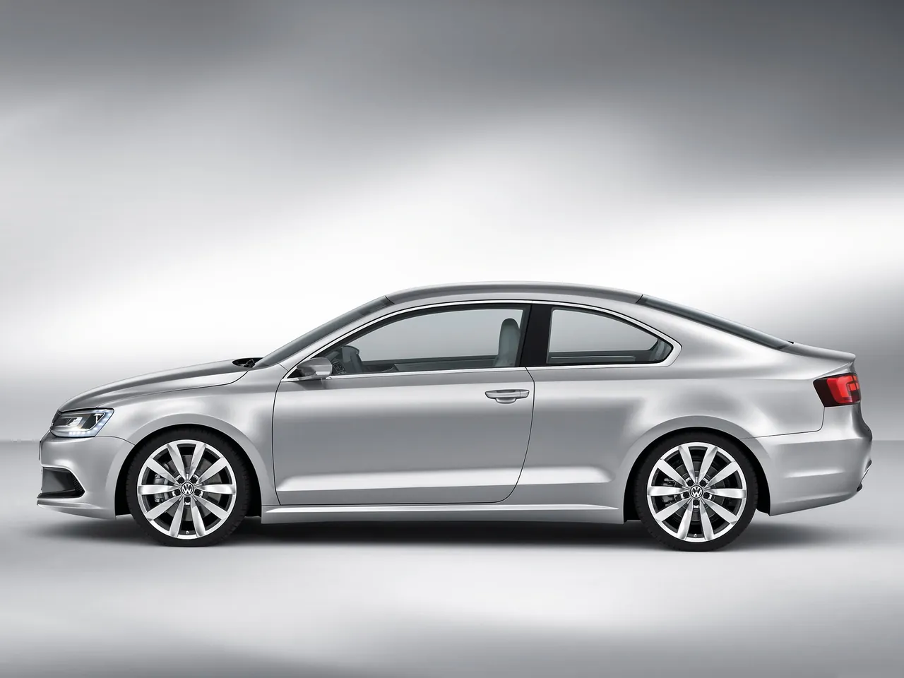 Volkswagen New Compact Coupe Concept (2010) – boční profil