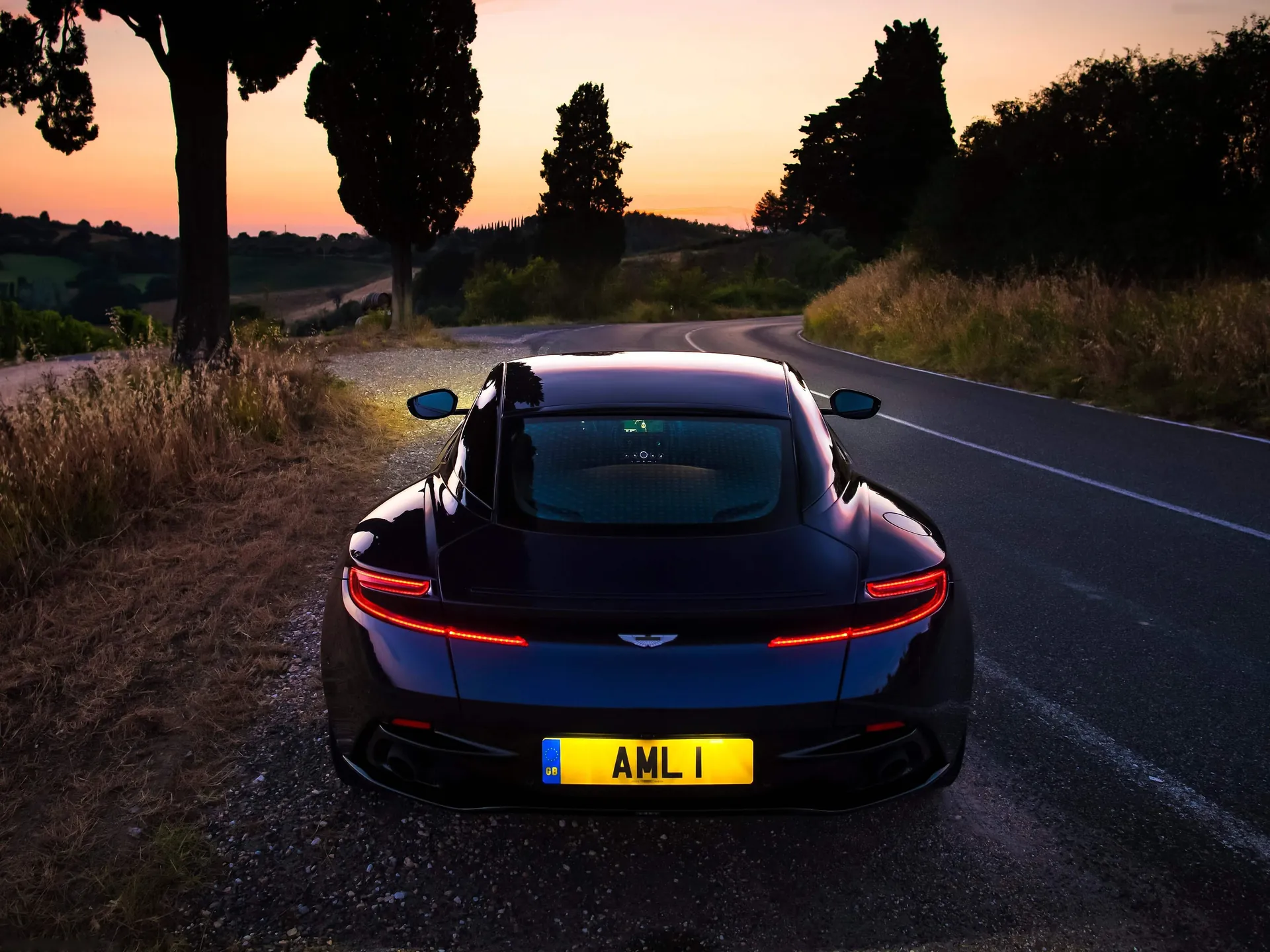 Aston Martin DB11 (2017) – zezadu