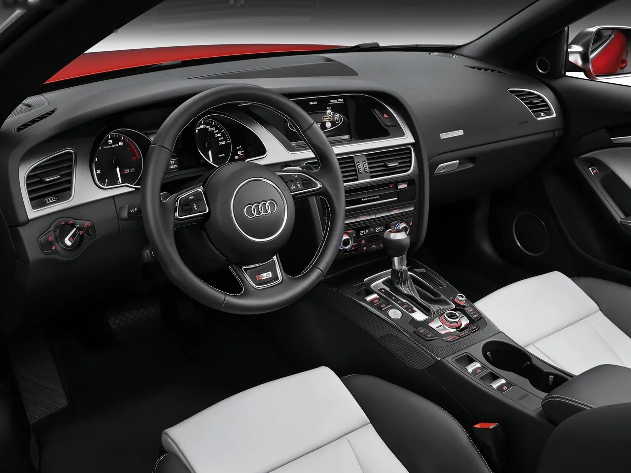 Audi S5 Cabriolet (2012) – interiér