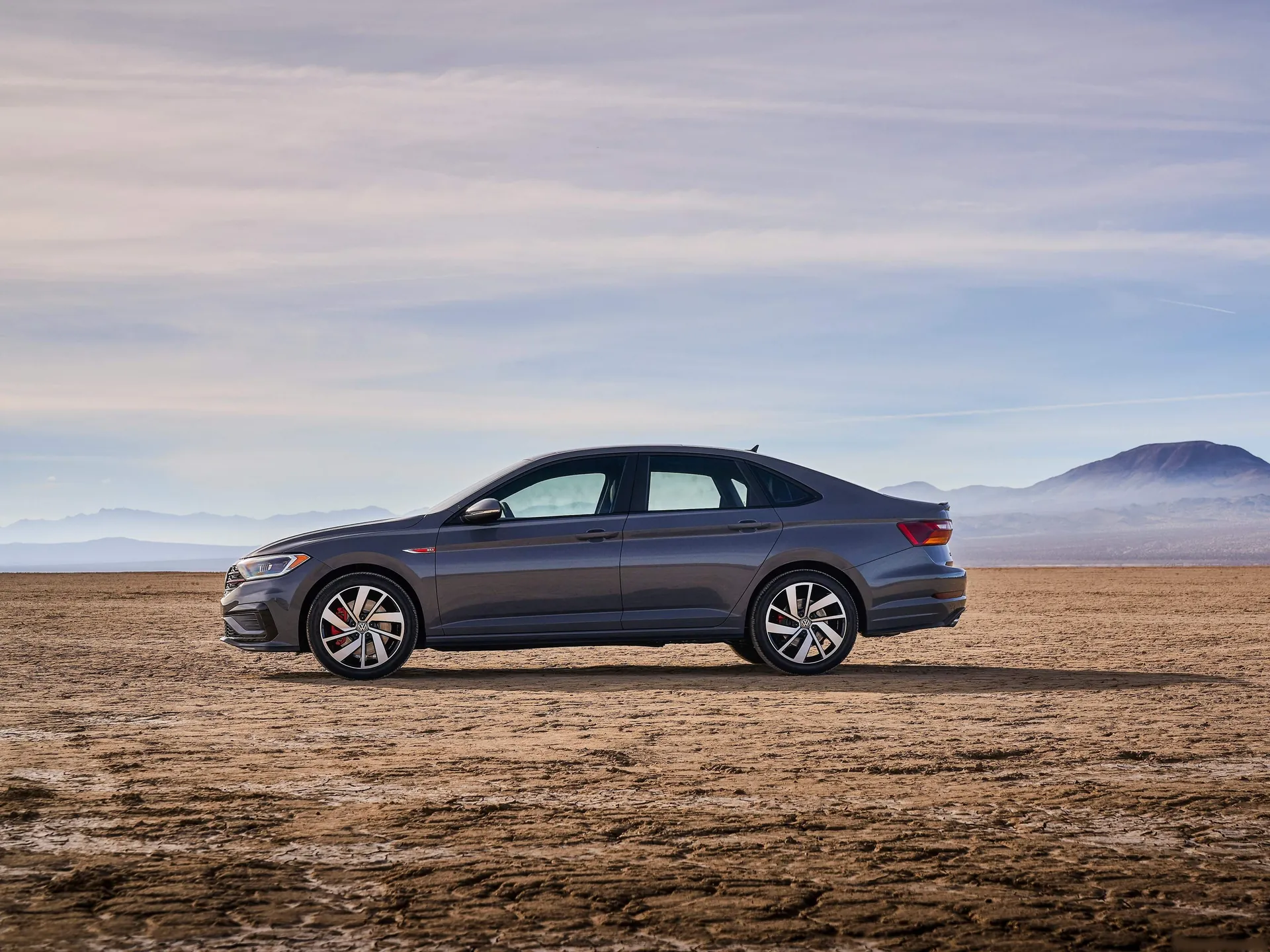 Volkswagen Jetta GLI (2019) - Side Profile