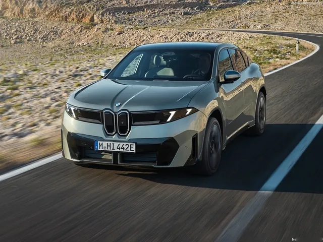 BMW iX4 (2027)
