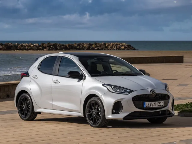 Mazda 2 Hybrid (2026)
