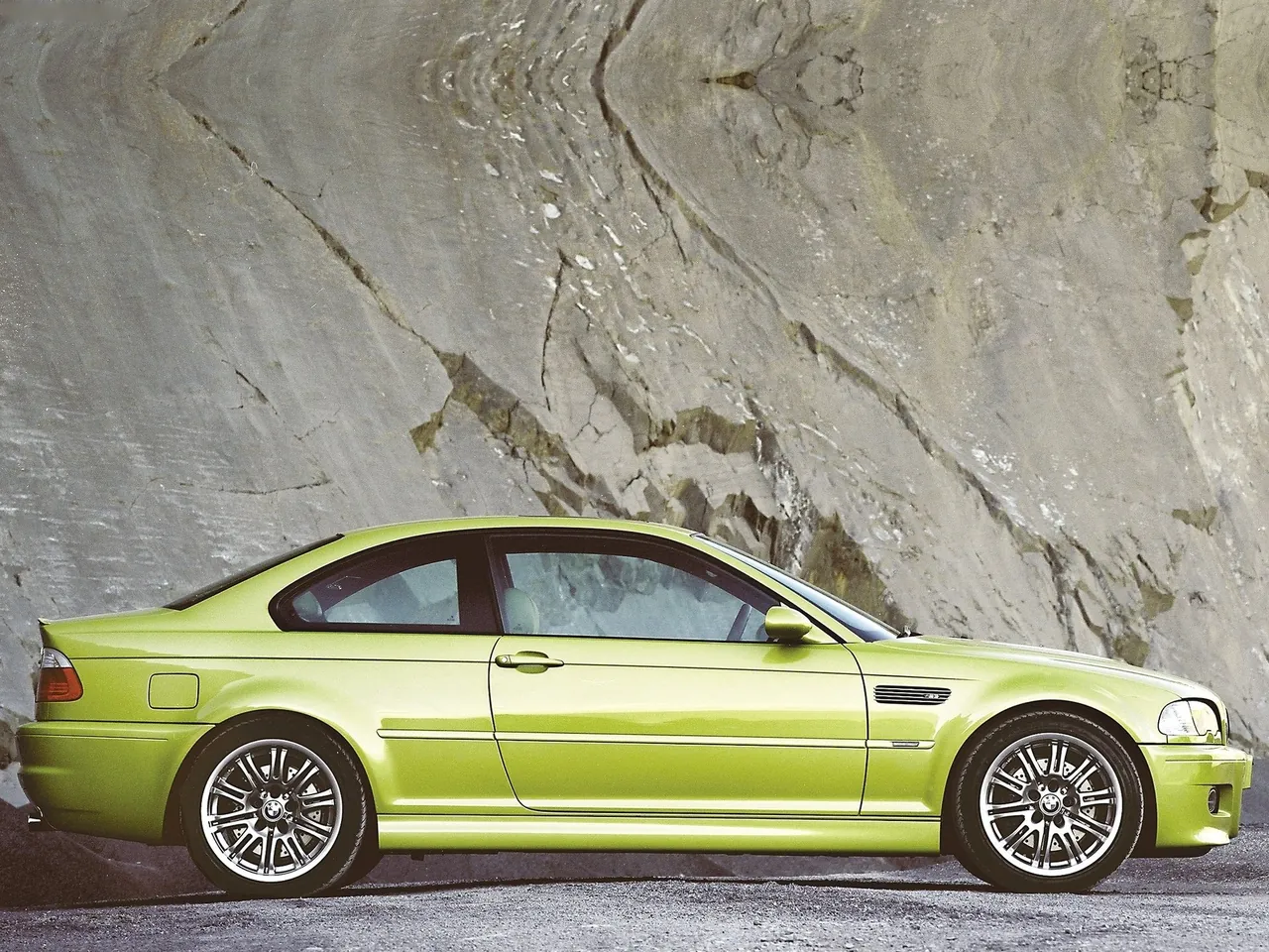 BMW M3 (2001) – boční profil