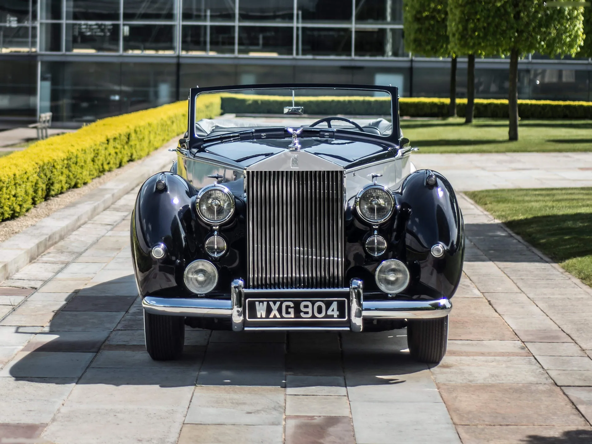 Rolls-Royce Silver Dawn Drophead (1952) – zepředu