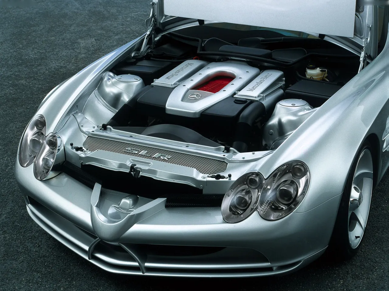 Mercedes-Benz Vision SLR Concept (1999) - Engine Bay