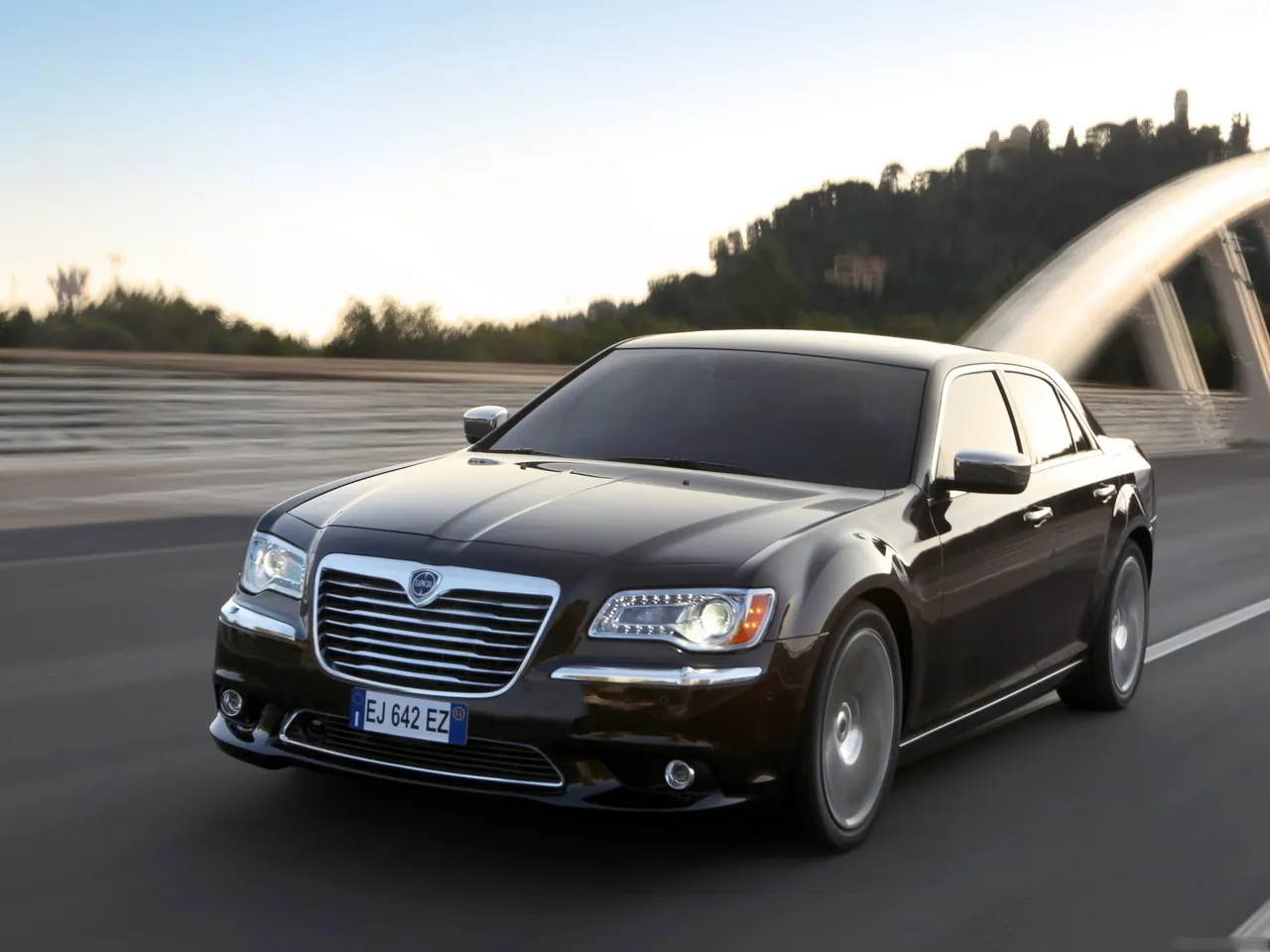 Lancia Thema (2012)