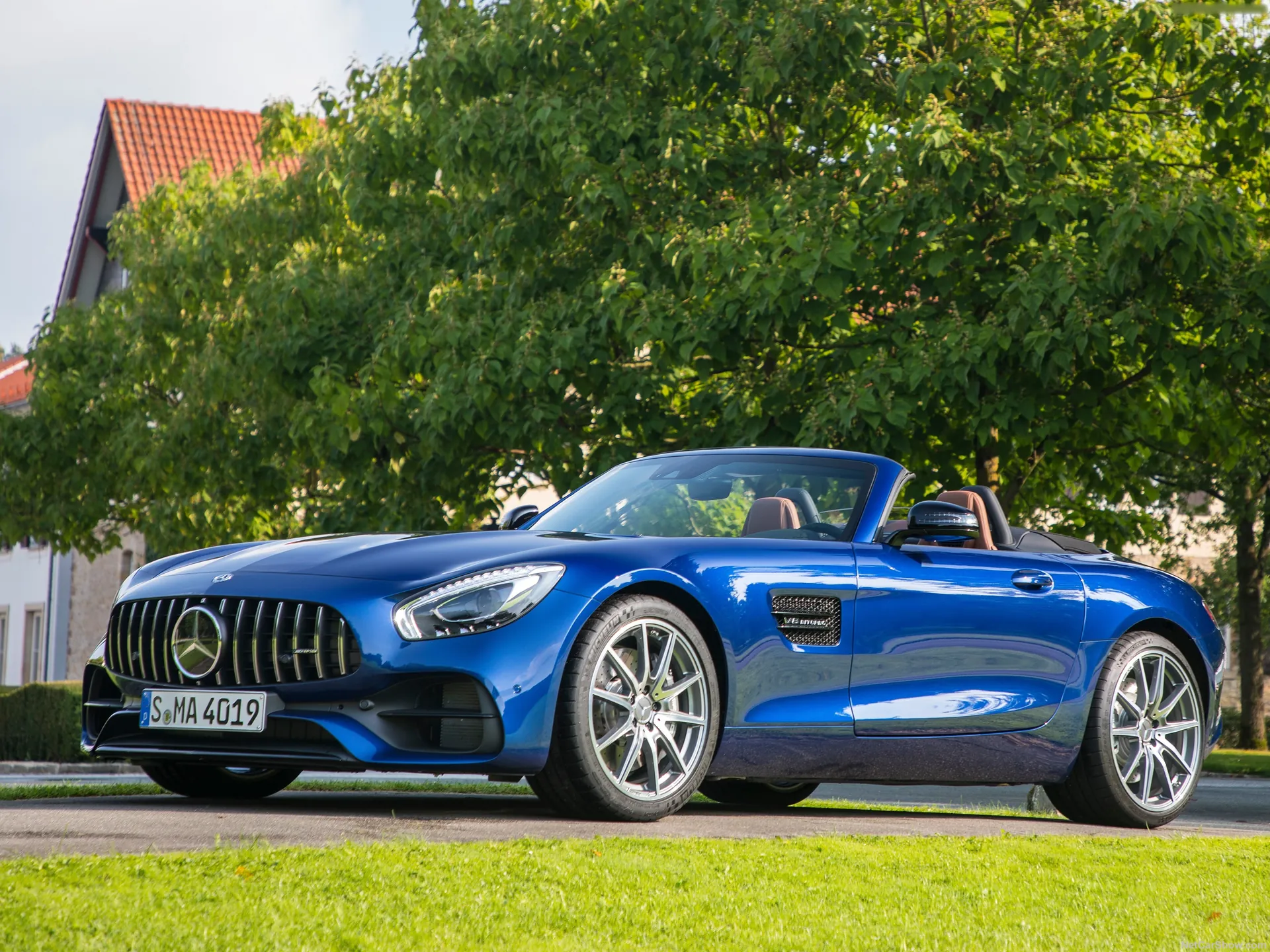 Mercedes-Benz AMG GT Roadster (2017)
