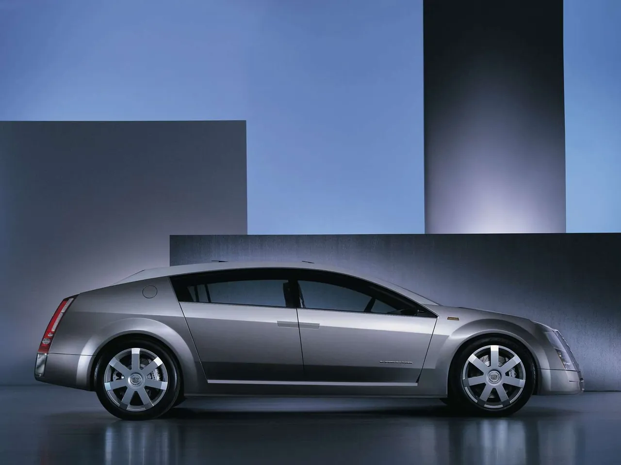 Cadillac Imaj Concept (2000) – boční profil