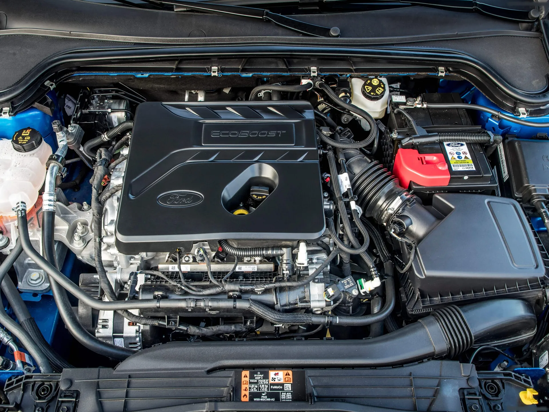 Ford Focus ST-Line (2019) – motorový prostor