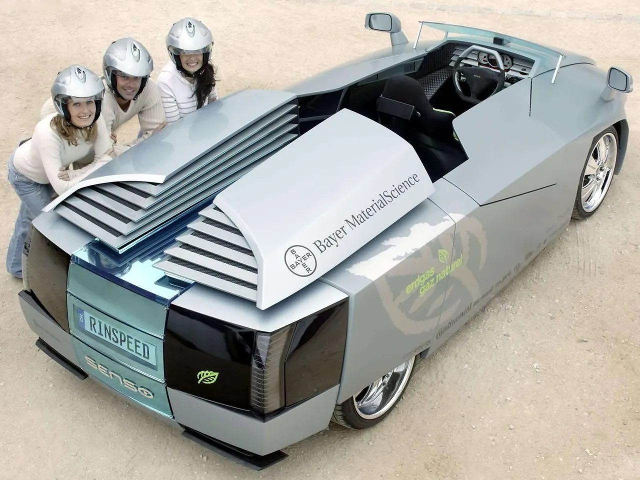 Rinspeed Senso Concept (2005) – zadní tříčtvrteční pohled