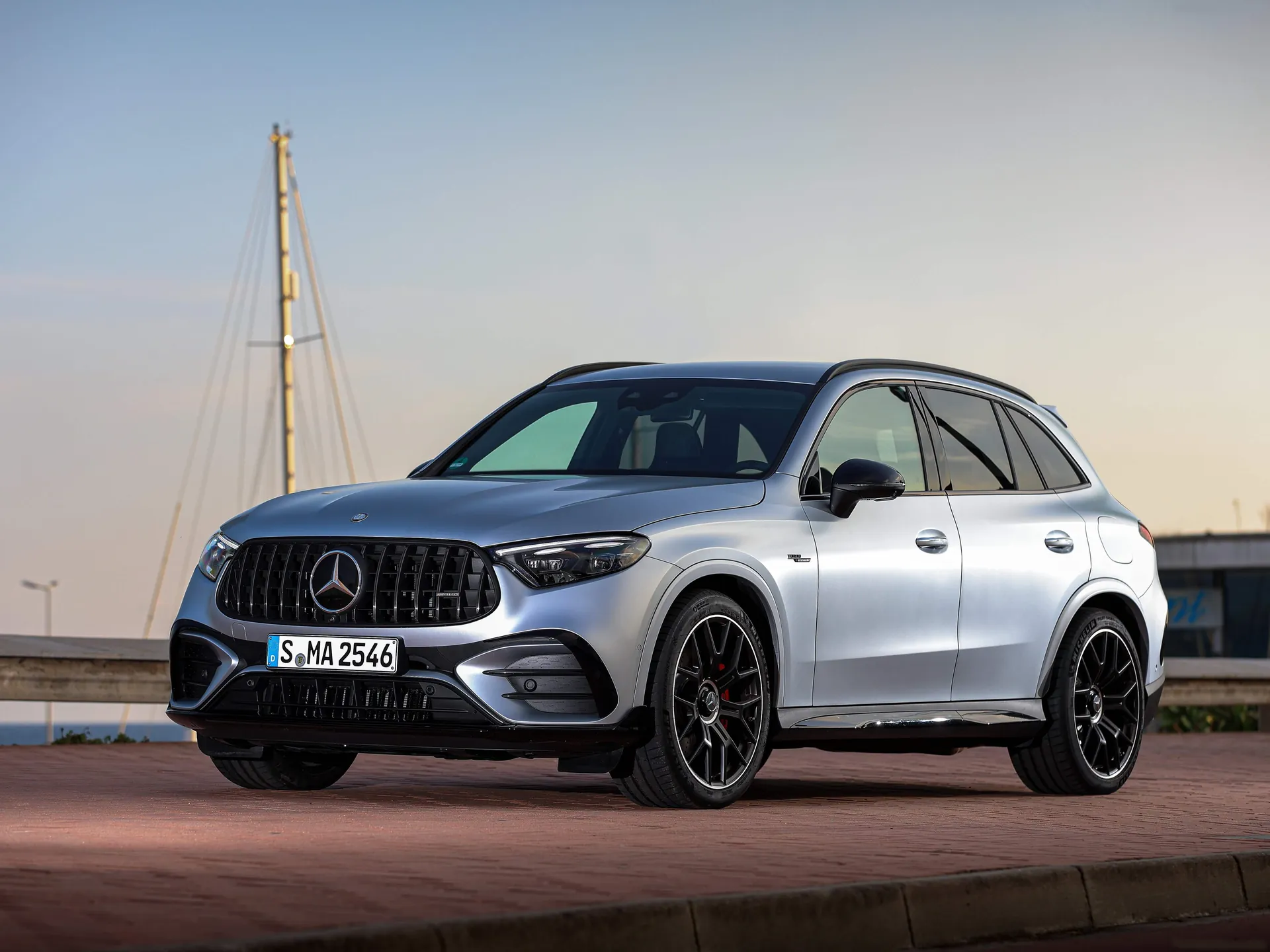 Mercedes-Benz GLC63 S AMG E Performance (2024)
