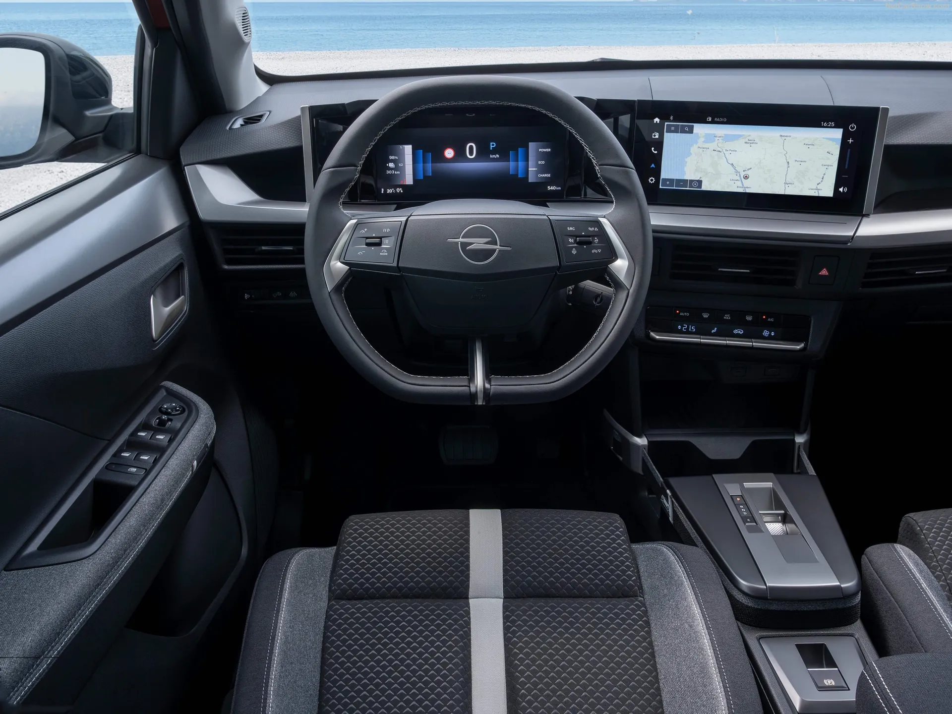 Opel Frontera (2025) – interiér