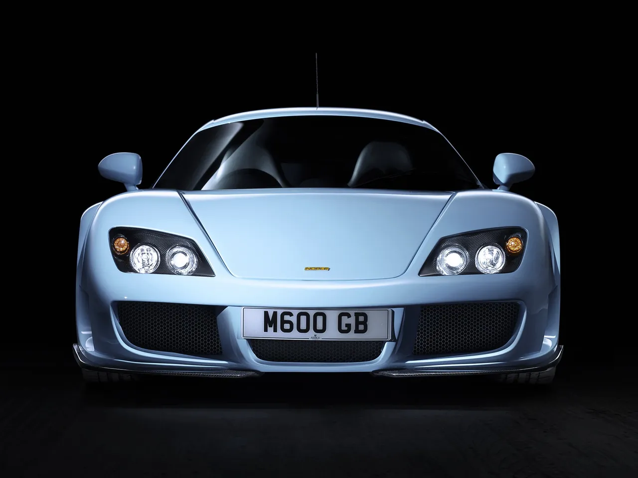 Noble M600 (2010) – zepředu