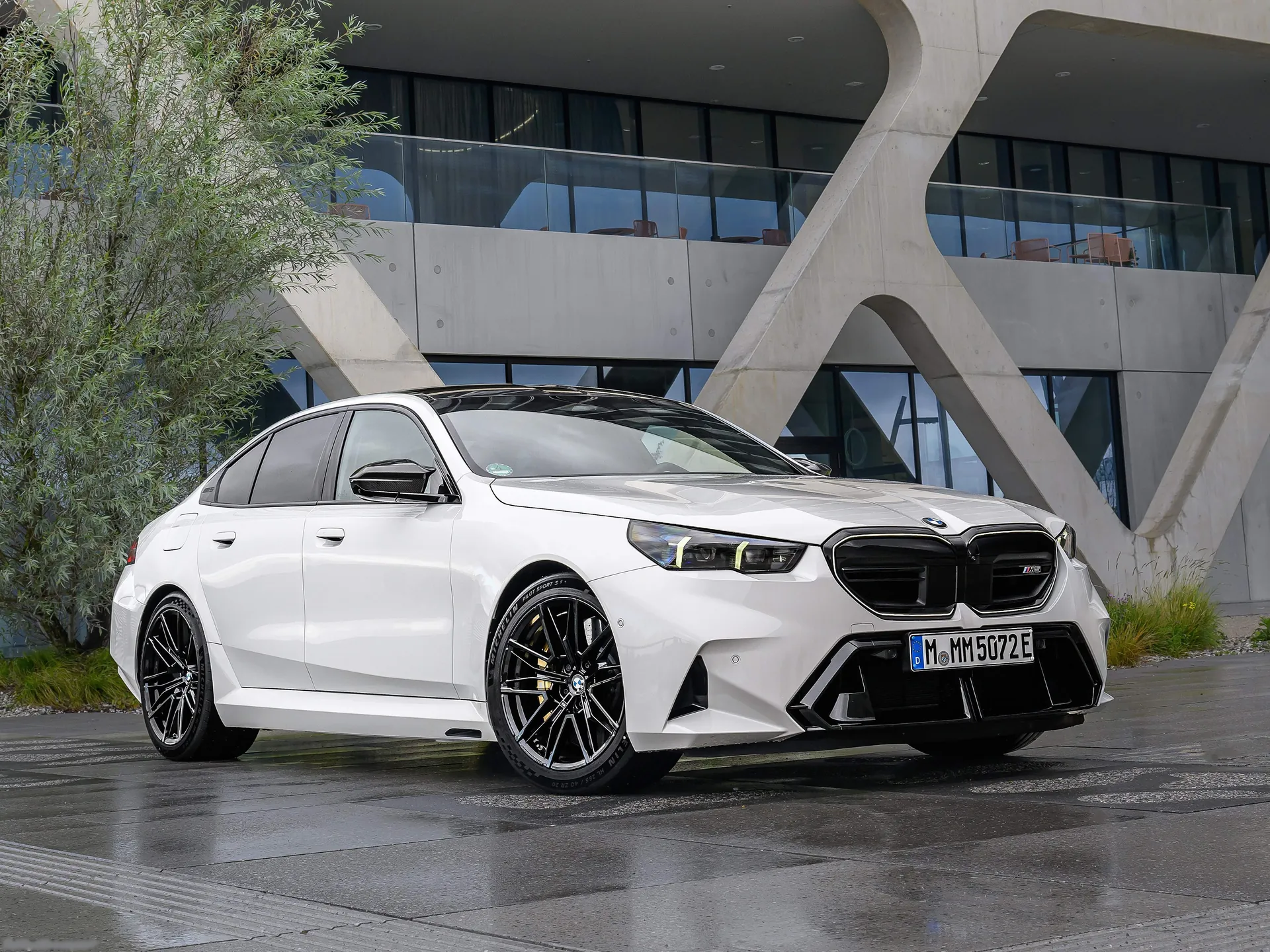 BMW M5 Alpin White (2025)