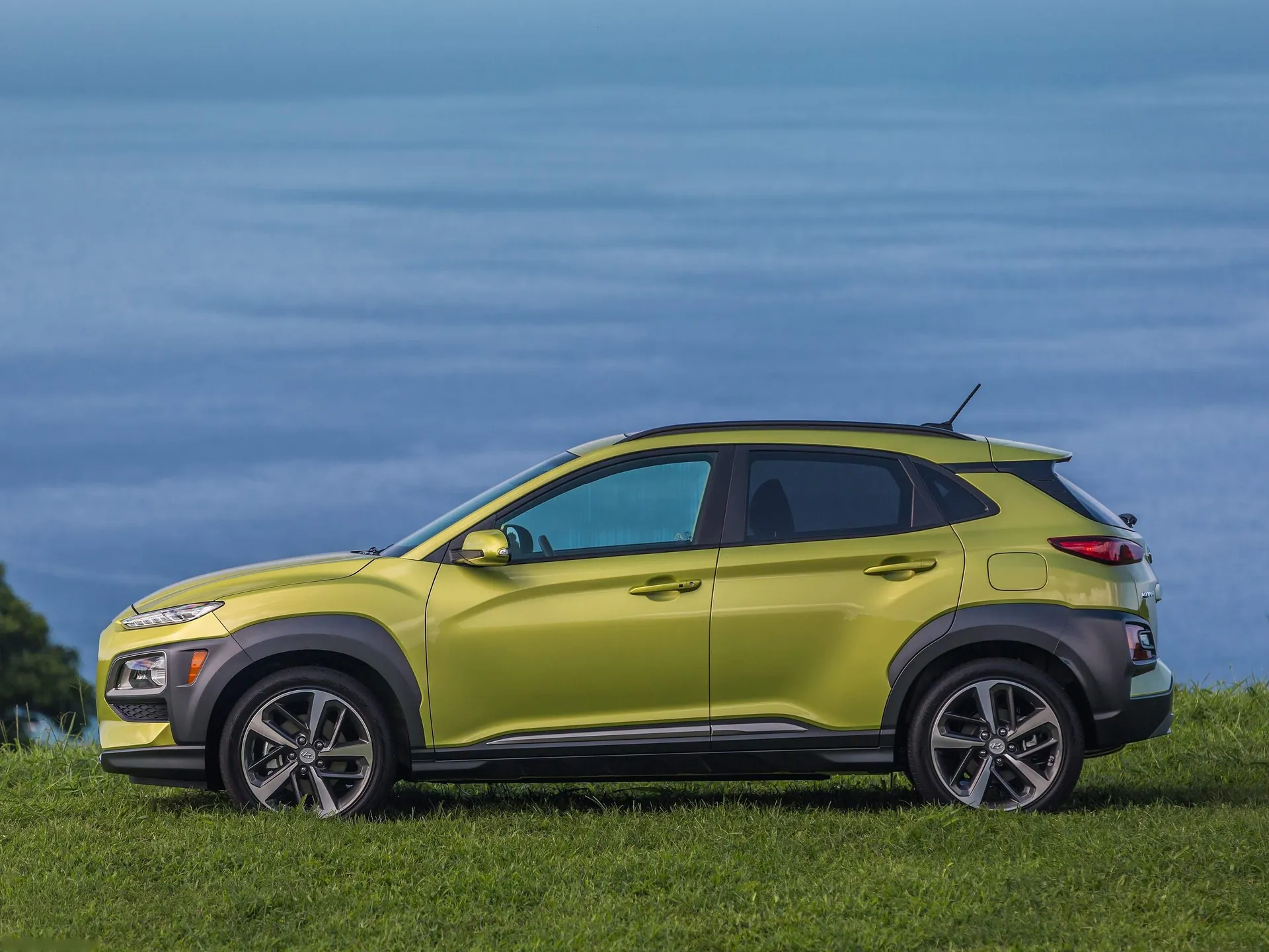 Hyundai Kona [US] (2018) - Side Profile