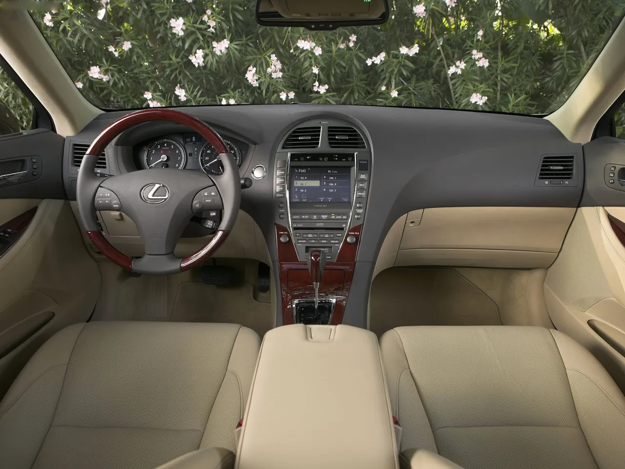 Lexus ES 350 (2007) – interiér