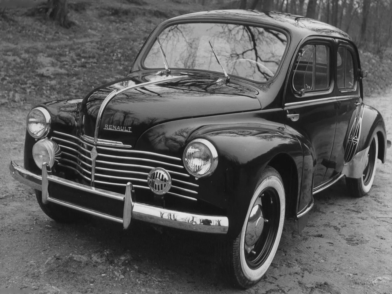 Renault 4 CV Luxe (1950)