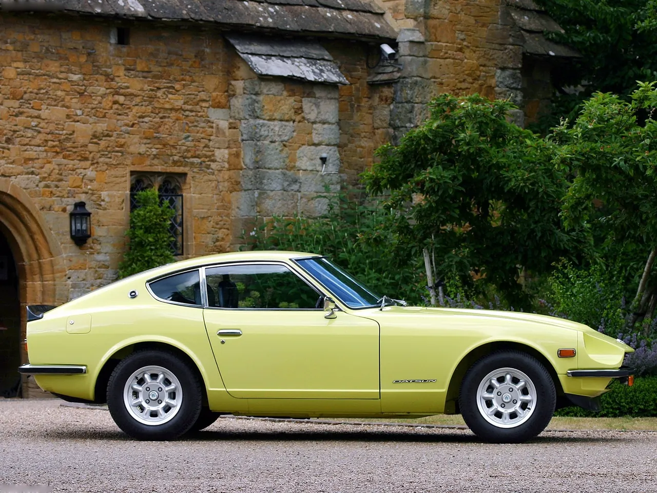 Nissan 240Z (1970) – boční profil