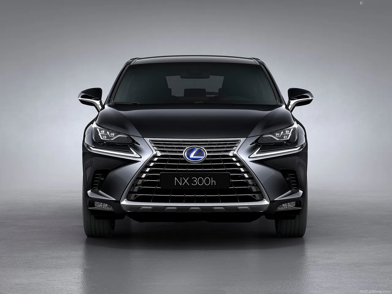 Lexus NX (2018) – zepředu